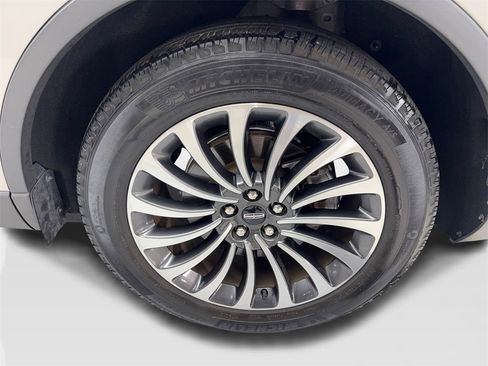 Used 2022 Lincoln Aviator Reserve w/ Equipment Group 201A image 85
