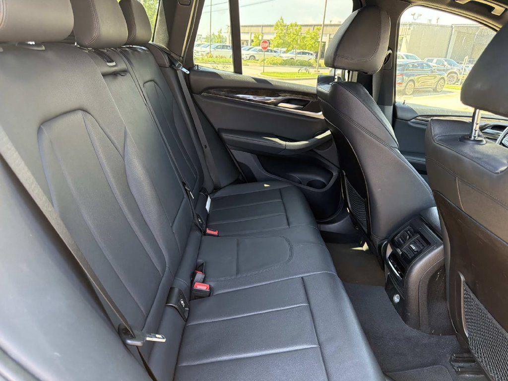 Used 2019 BMW X3 sDrive30i w/ Convenience Package RWD image 11
