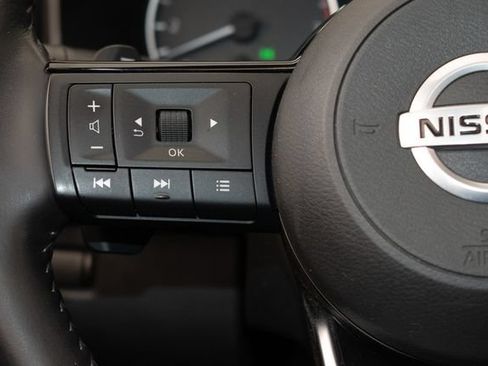 Used 2021 Nissan Rogue SV AWD/4WD image 23