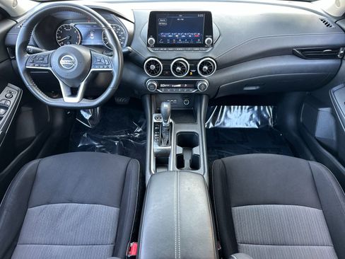 Used 2021 Nissan Sentra SV image 12