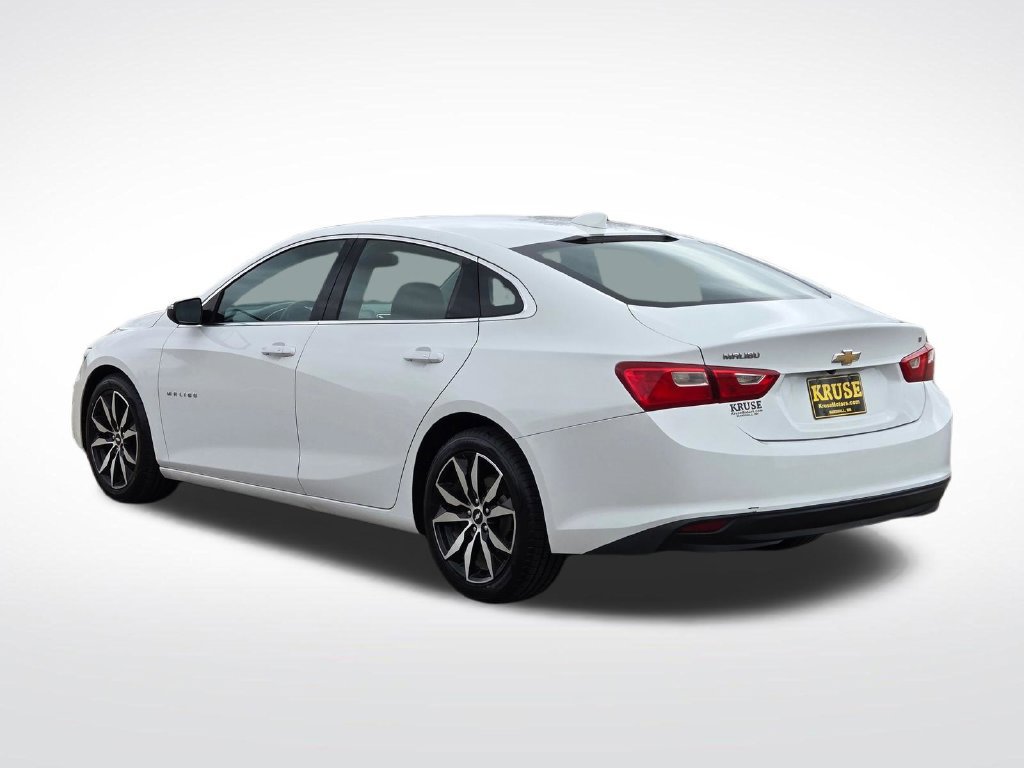 Used 2017 Chevrolet Malibu LT FWD image 39