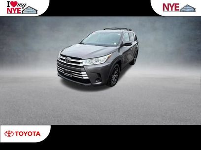 Used 2019 Toyota Highlander LE