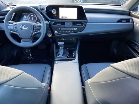 Certified 2024 Lexus ES 350 w/ Premium Package image 11