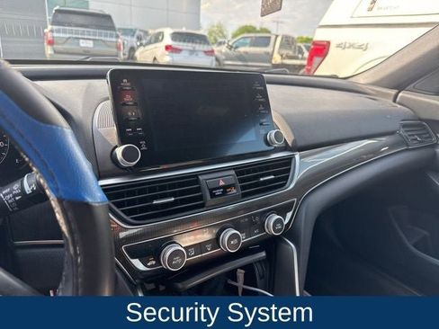 Used 2018 Honda Accord Sport image 18
