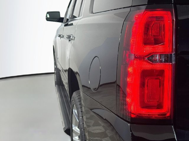 Used 2019 Chevrolet Tahoe Premier w/ Premier Plus Edition AWD/4WD image 35