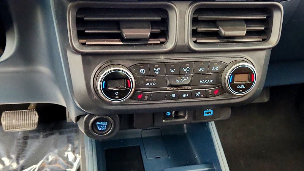 Used 2022 Ford Maverick Lariat w/ Lariat Luxury Package FWD image 18