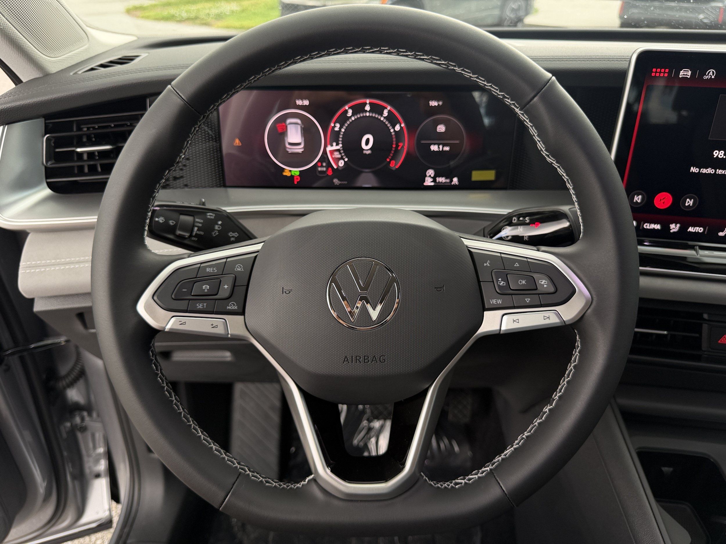 New 2026 Volkswagen Tiguan SE AWD/4WD image 33