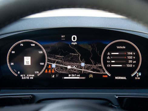 Certified 2026 Porsche Cayenne AWD/4WD image 11