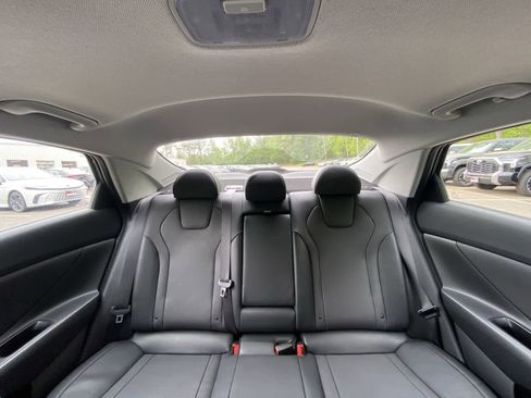 Used 2023 Hyundai Elantra Limited FWD image 52
