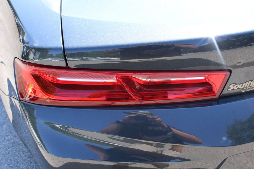 Used 2016 Chevrolet Camaro LT RWD image 11