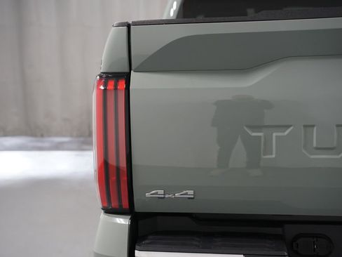 Used 2025 Toyota Tundra Limited image 10