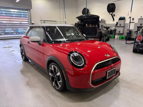 Used 2025 MINI Cooper S FWD image 7