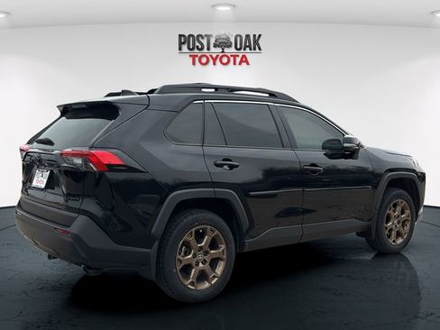 Used 2024 Toyota RAV4 AWD Hybrid image 7