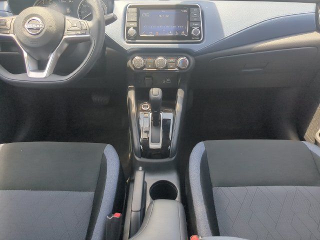 Used 2025 Nissan Versa SV w/ Trunk Package FWD image 16