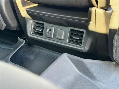 Used 2020 Chevrolet Silverado 1500 LT w/ All-Star Edition AWD/4WD image 11