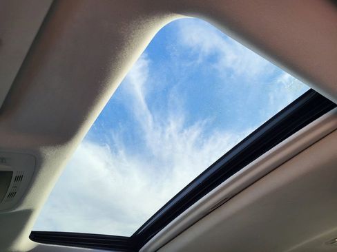 Used 2013 Lexus RX 450h FWD image 34