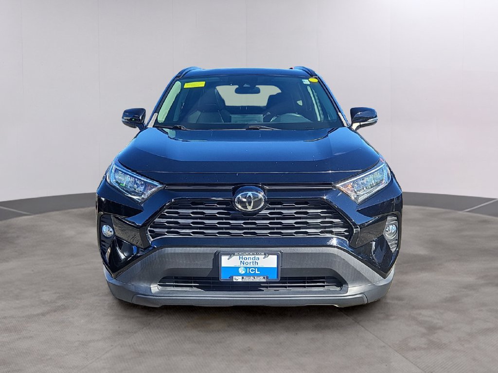 Used 2020 Toyota RAV4 XLE Premium AWD/4WD image 2