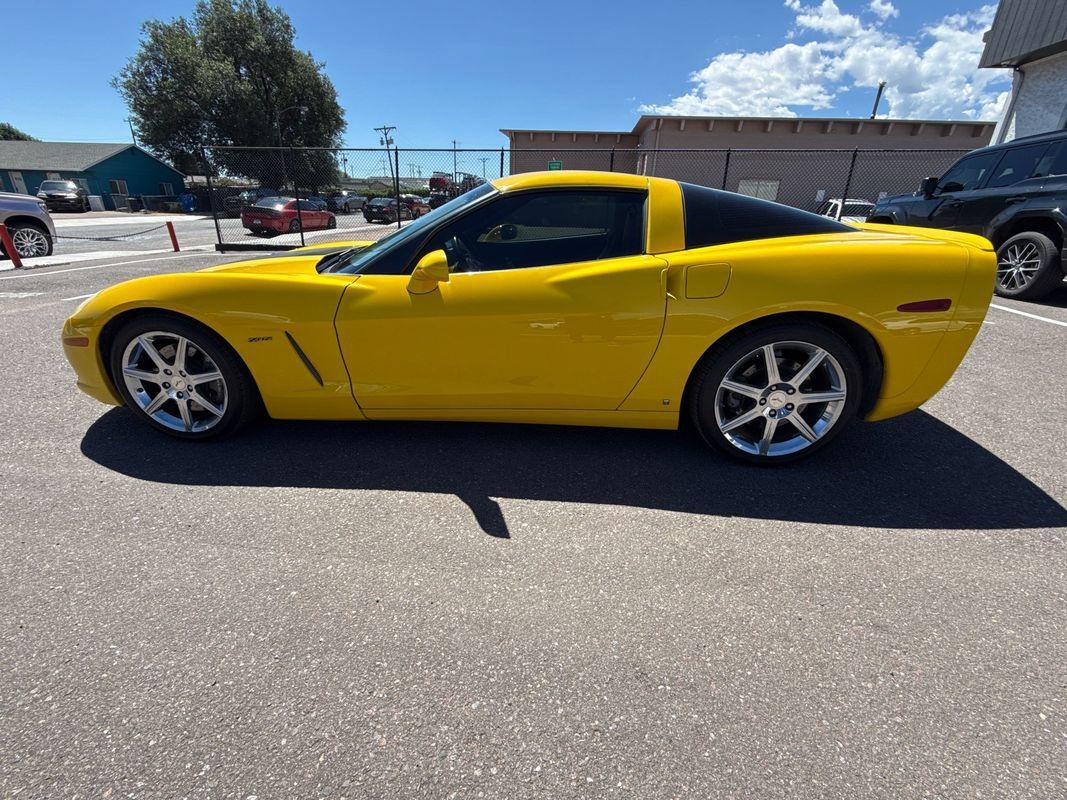 Used 2008 Chevrolet Corvette Coupe RWD image 4
