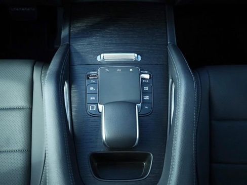 Certified 2026 Mercedes-Benz GLE 350 4MATIC image 19