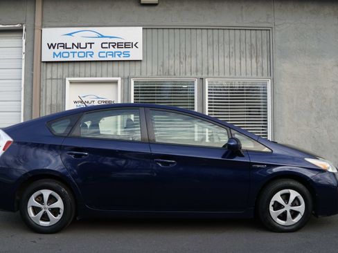 Used 2013 Toyota Prius Three image 24