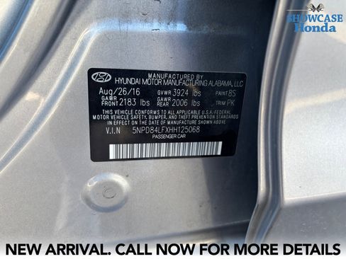 Used 2017 Hyundai Elantra SE image 16