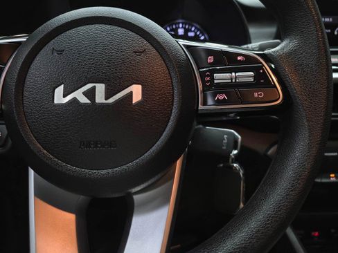 Used 2023 Kia Forte LXS FWD image 18