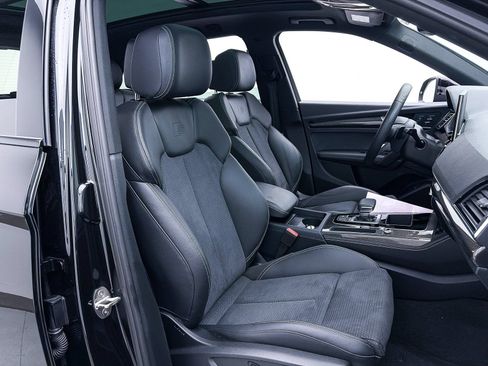 Used 2025 Audi SQ5 Premium Plus AWD/4WD image 35