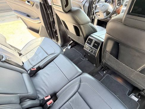 Used 2014 Mercedes-Benz GL 550 4MATIC image 58