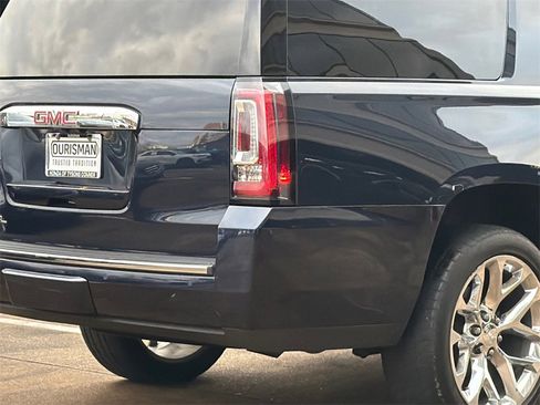 Used 2020 GMC Yukon XL Denali w/ Open Road Package image 7
