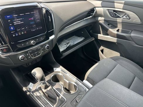 Certified 2023 Chevrolet Traverse LT w/ Rear Camera Mirror Package AWD/4WD image 34