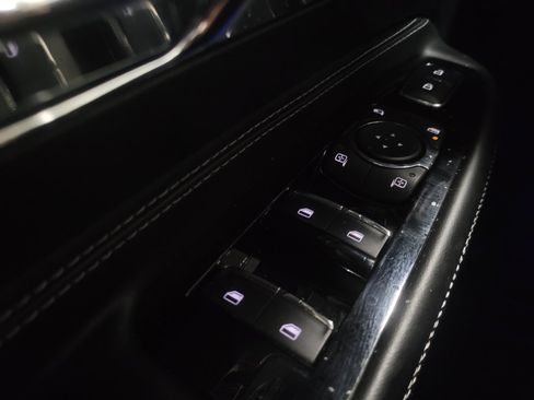 Used 2020 Lincoln Corsair FWD w/ Equipment Group 101A image 27