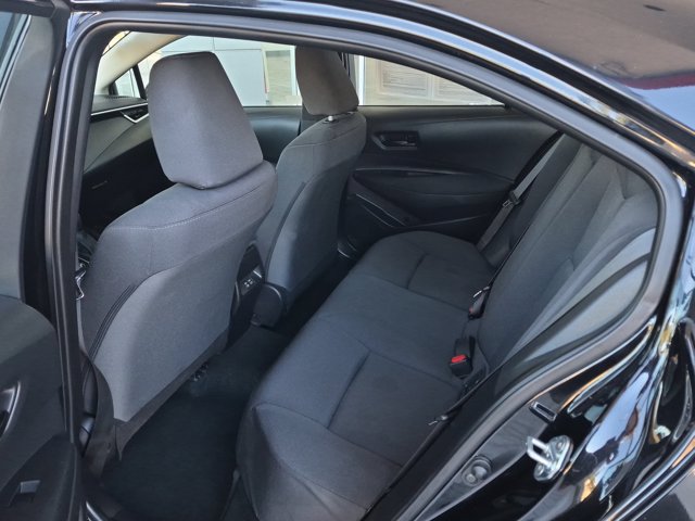 Used 2025 Toyota Corolla LE FWD image 14
