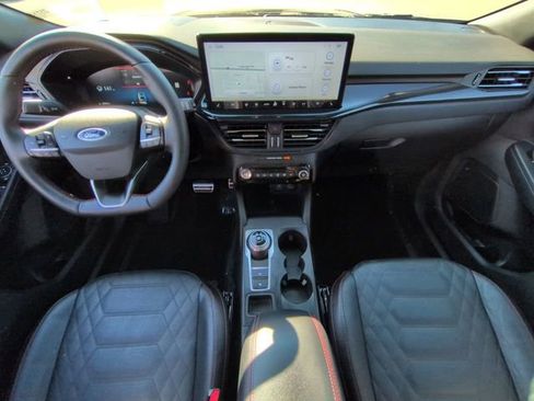 Certified 2023 Ford Escape ST-Line Elite w/ Premium Technology Package image 15