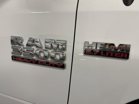 Used 2015 RAM 3500 Tradesman w/ Power & Remote Entry Group image 4