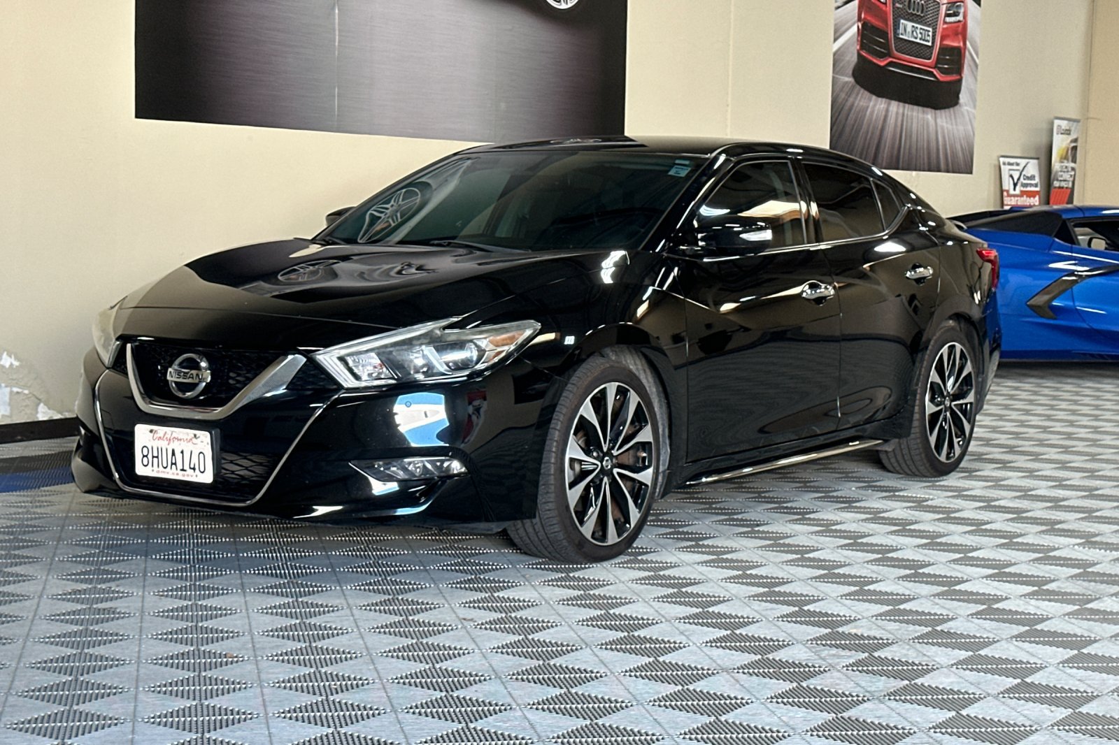 Used 2018 Nissan Maxima SR w/ Interior Lighting Package FWD image 8
