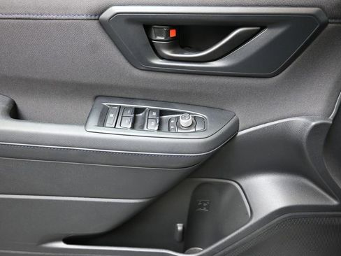 Certified 2025 Subaru Forester Premium AWD/4WD image 21