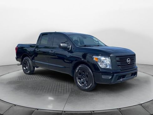 Used 2023 Nissan Titan S RWD image 7