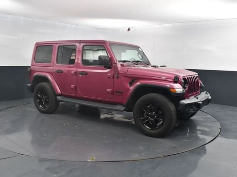 Used 2021 Jeep Wrangler Unlimited Sahara image 4