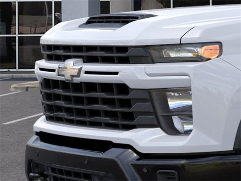 New 2025 Chevrolet Silverado 2500 Custom w/ Custom Value Package image 13