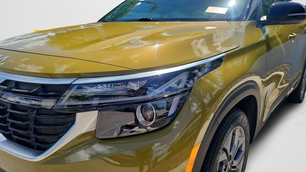 Used 2024 Kia Seltos S FWD image 7