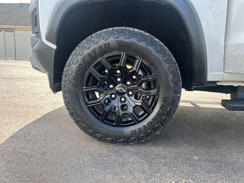 Used 2024 Chevrolet Colorado Trail Boss w/ Advanced Trailering Package image 28