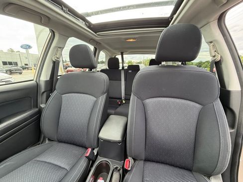 Used 2016 Subaru Forester 2.5i Premium AWD/4WD image 14