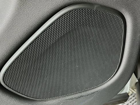 Used 2018 Volvo XC60 T6 Inscription w/ Convenience Package image 20