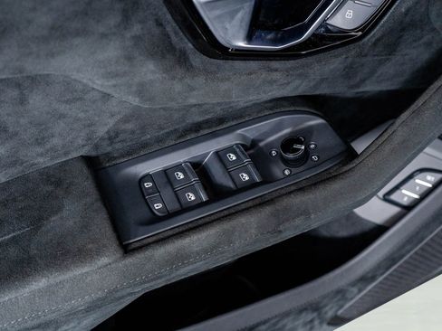 Used 2023 Lamborghini Urus Performante image 61