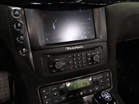 Used 2016 Maserati GranTurismo Sport image 32