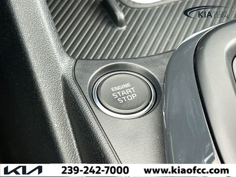 New 2025 Kia K4 EX image 32
