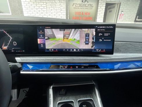 Used 2025 BMW 740i RWD image 32