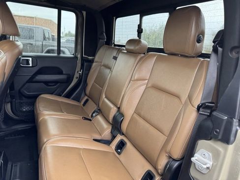 Used 2020 Jeep Gladiator Rubicon image 14