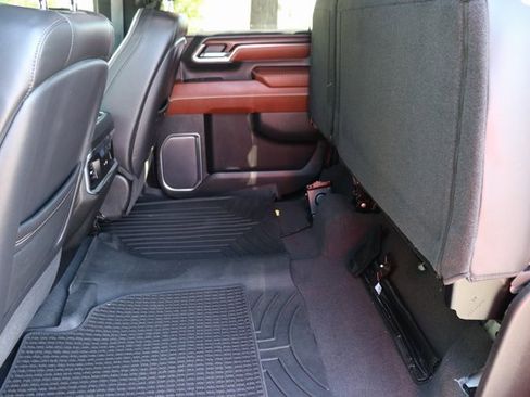 Used 2024 GMC Sierra 2500 Denali Ultimate image 13