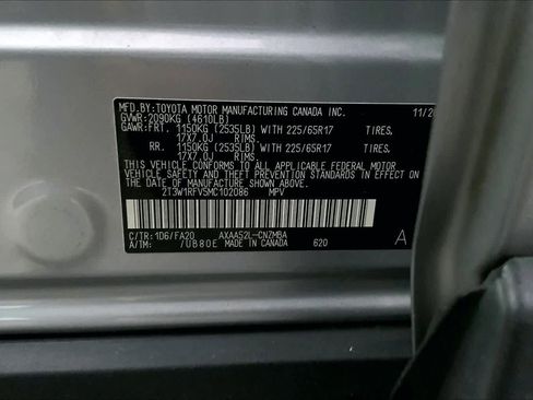 Used 2021 Toyota RAV4 XLE image 31